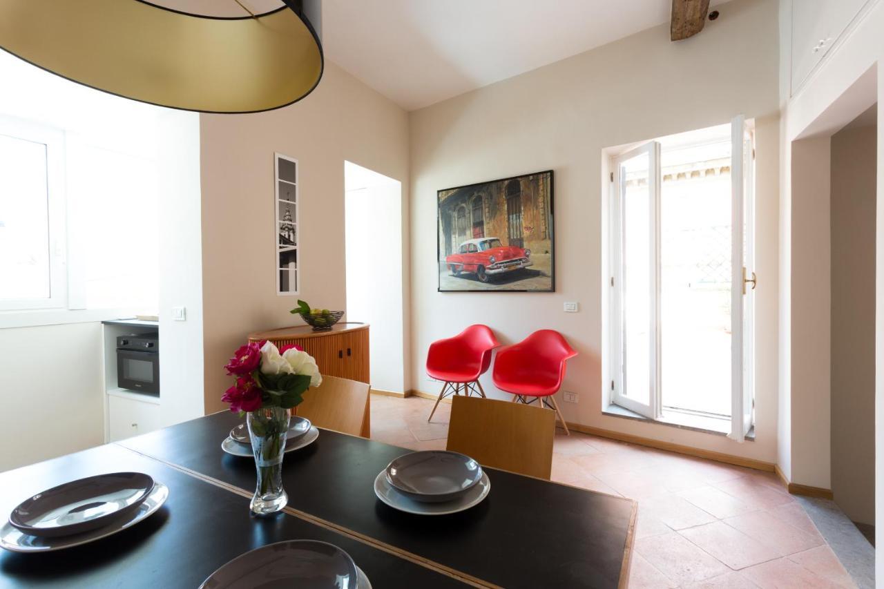 Monti Stunning With Terrace Appartamento *